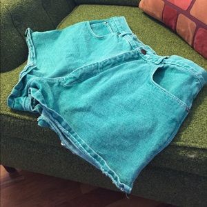 Gloria Vanderbilt shorts